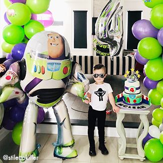 Kids Birthday Party Decorations And Supplies Party City - roblox party decorations party city